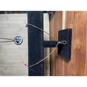 Vtg 1979 AVON Shimmering Loop Gold Lariat Style Pendant Elegant Chain Necklace